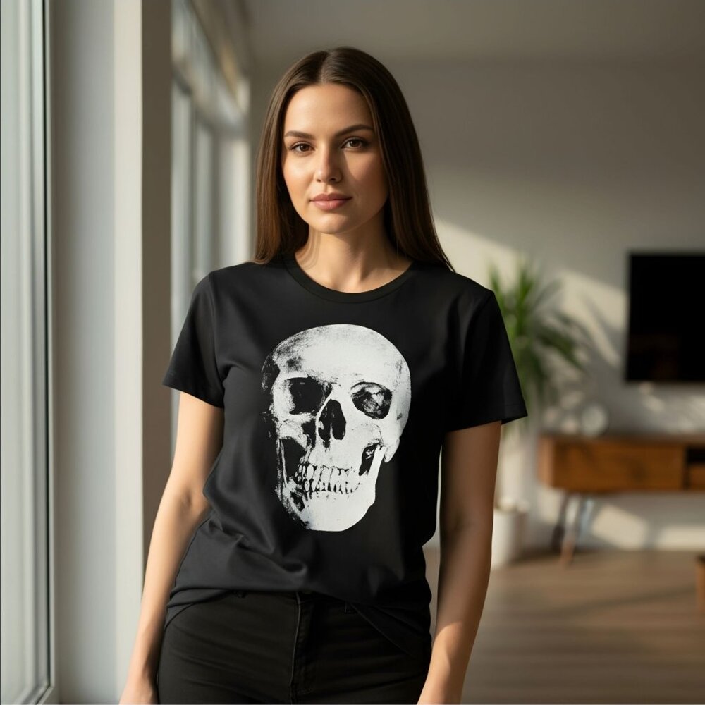 Black Matter ✦ Skull Graphic Tee ✦ Black & White Streetwear Goth Graphic Top L